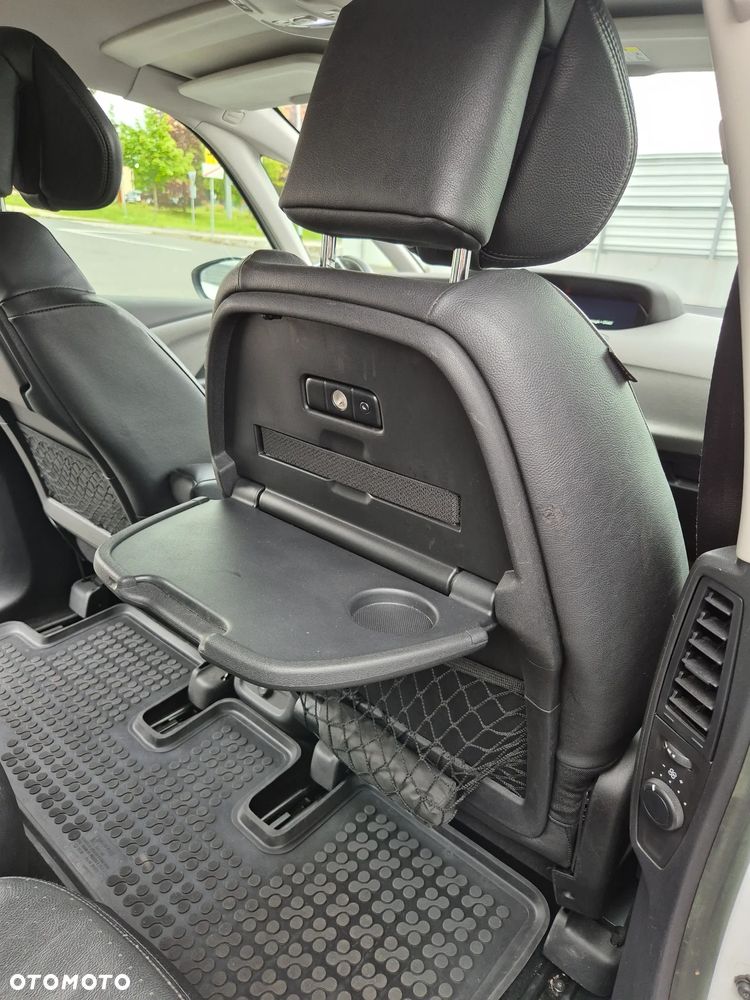 Citroën C4 Picasso 1.6 e-HDi Exclusive - 12