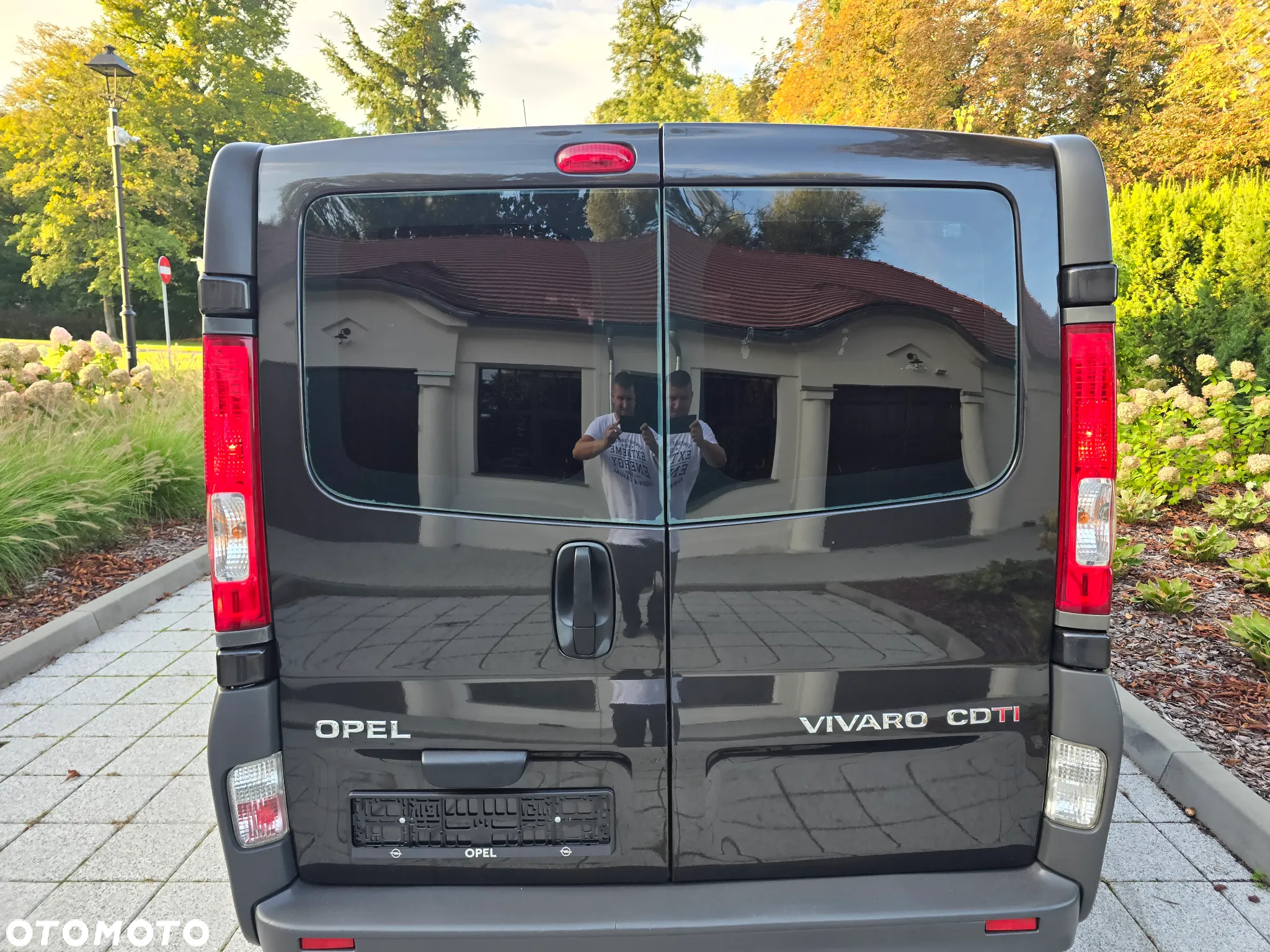 Opel Vivaro - 17