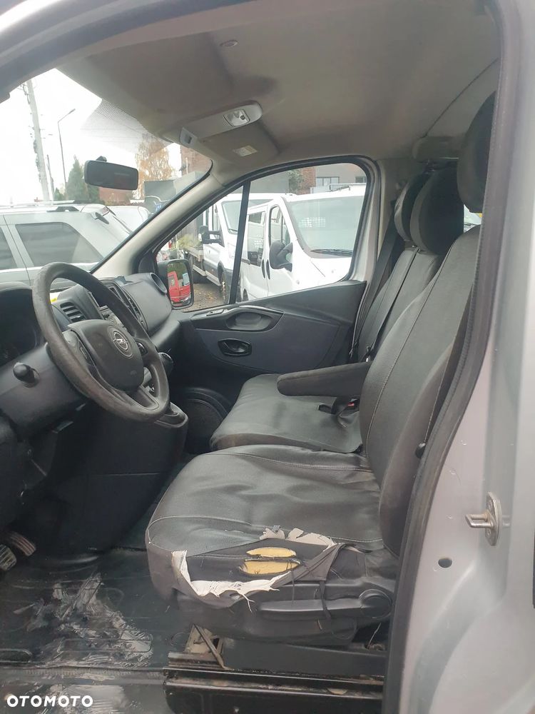 Opel Vivaro L2H1 2.9t Edition Tour - 10