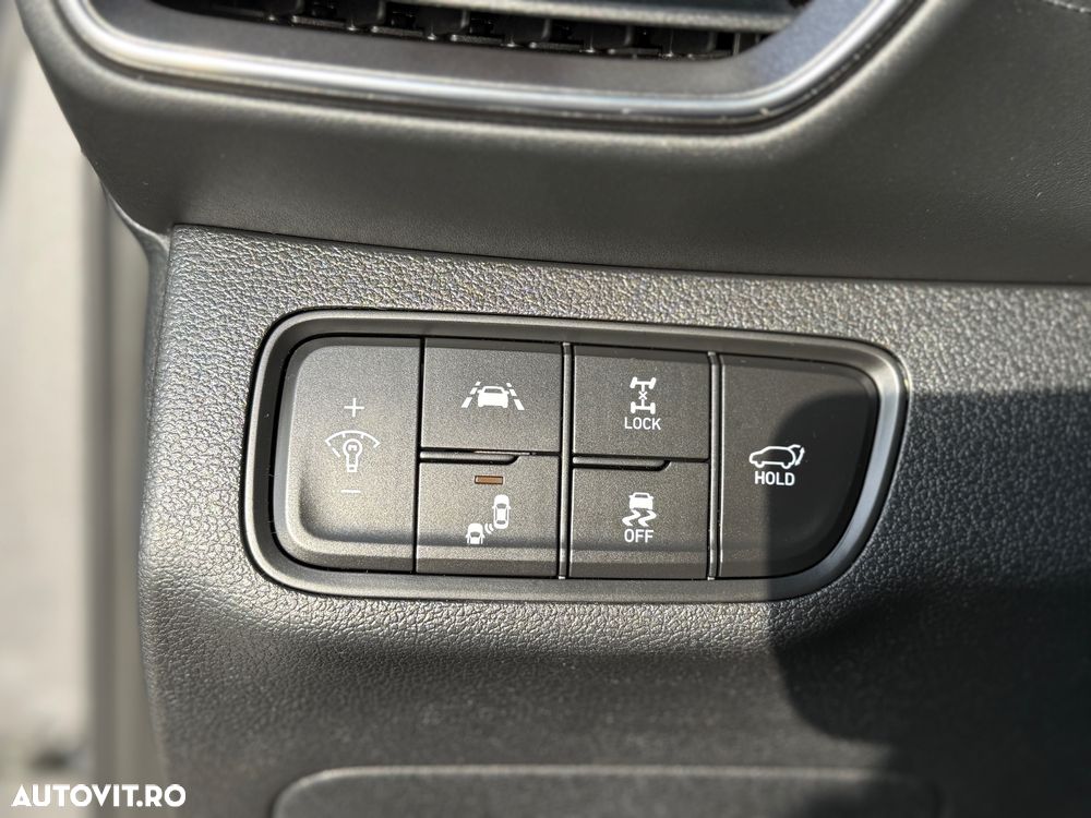 Hyundai Santa Fe 2.2 CRDi 4WD Automatik Premium - 9