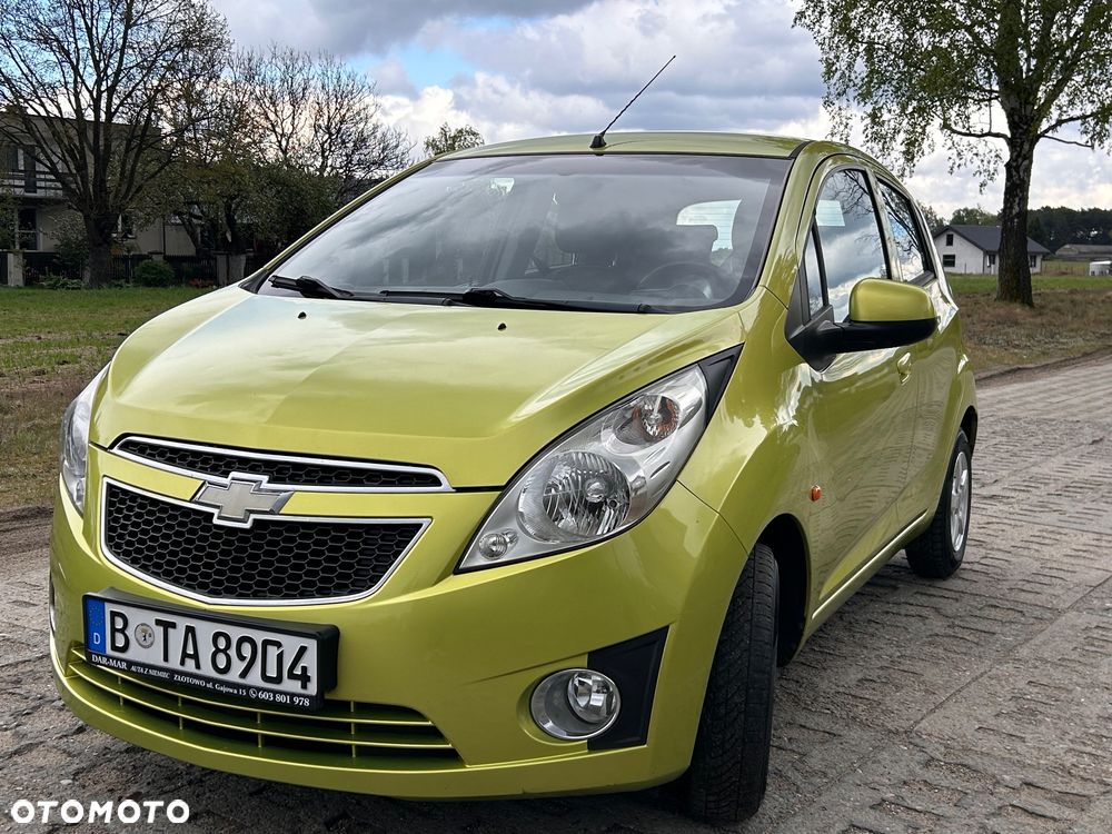 Chevrolet Spark 1.0 - 12