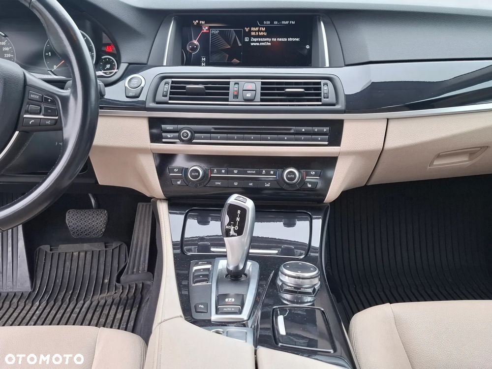 BMW Seria 5 518d Advantage - 19