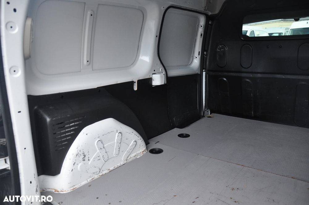 Renault Kangoo BLUE dCi 95 Intens - 9
