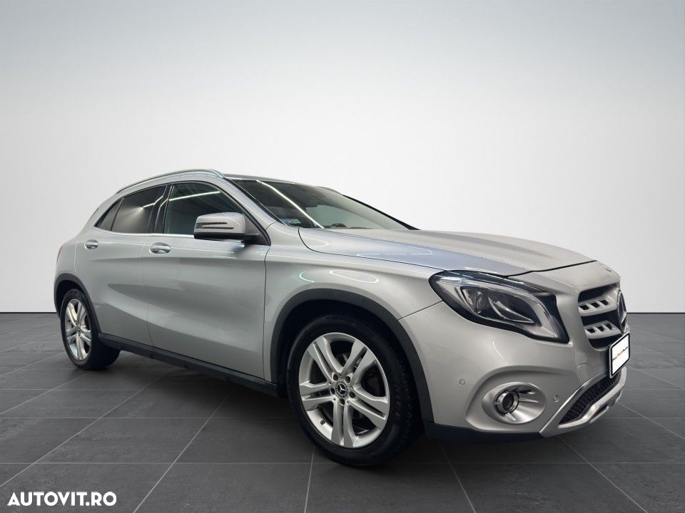 Mercedes-Benz GLA - 2