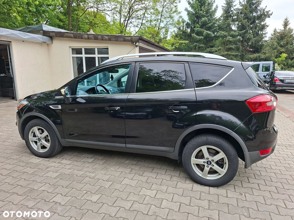 Ford Kuga 2.0 TDCi 4x4 Titanium - 8