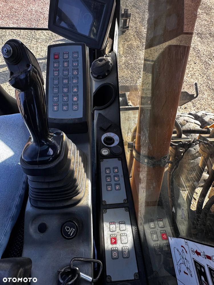 Liebherr A 914 COMPACT - 8
