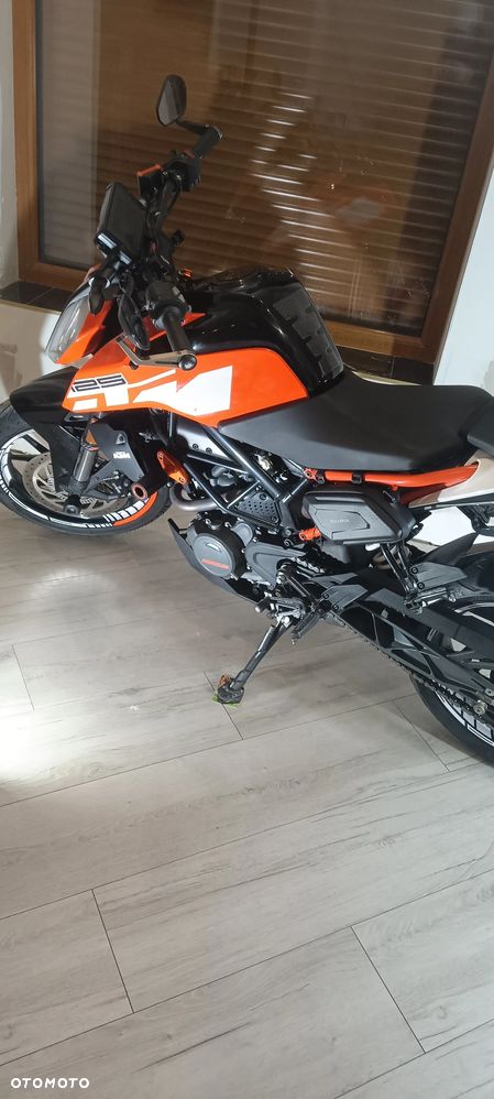 KTM Duke 125 - 11