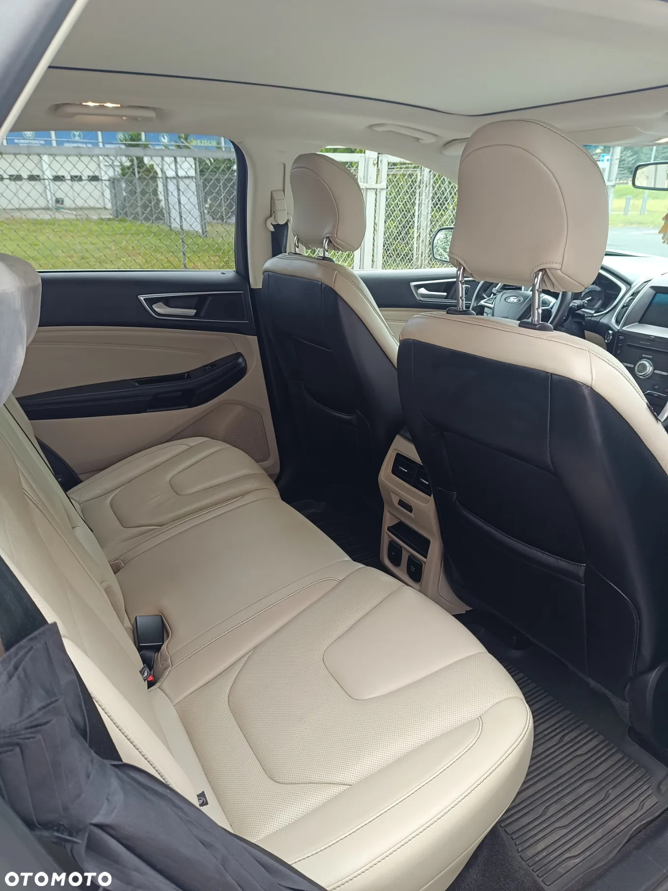 Ford Edge - 30