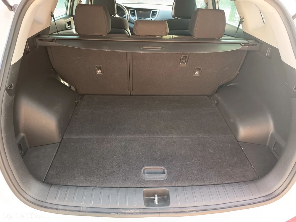 Hyundai Tucson - 8