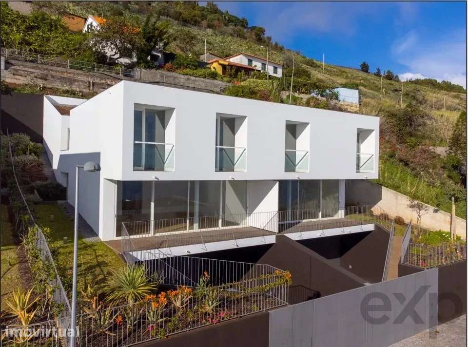 Moradia de Luxo Totalmente Mobilada com Piscina e Vista Deslumbrante p - Grande imagem: 4/31