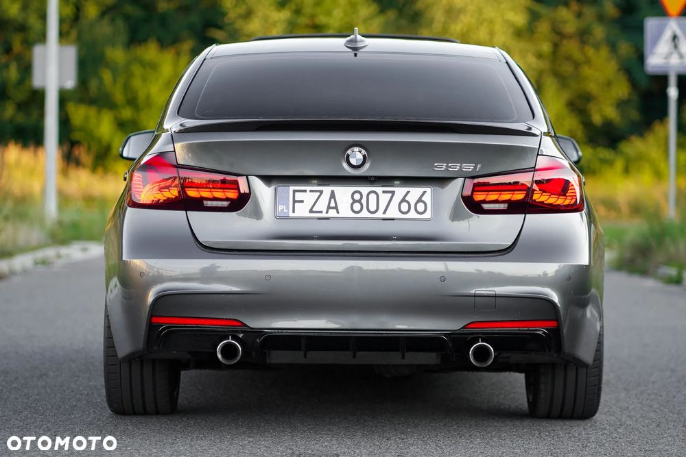 BMW Seria 3 335i Sport-Aut Sport Line - 14
