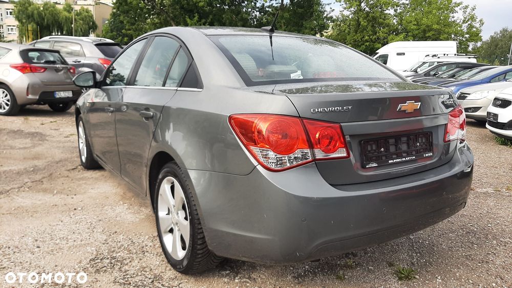 Chevrolet Cruze 1.8 Automatik LTZ - 4