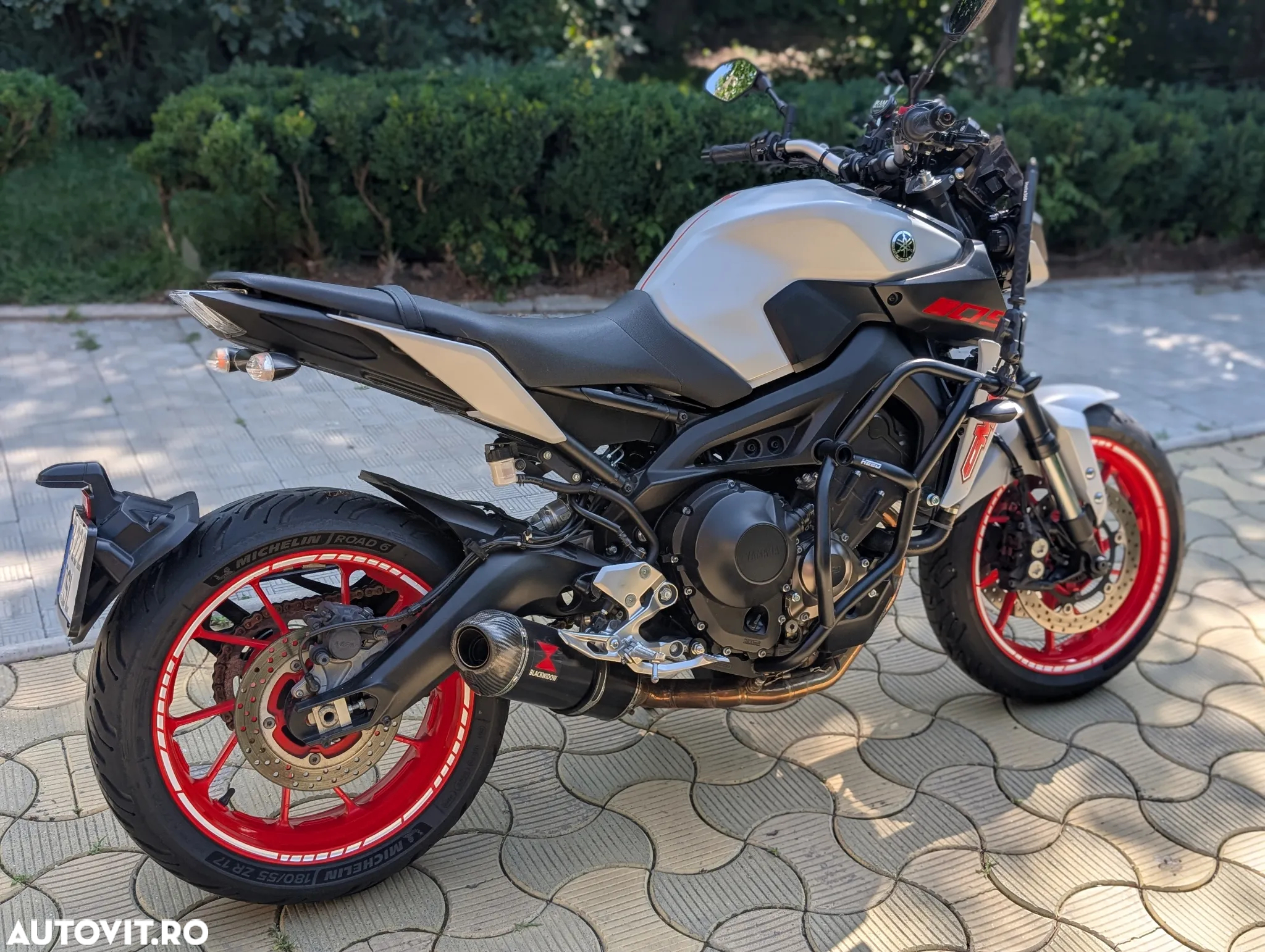 Yamaha MT-09 - 3