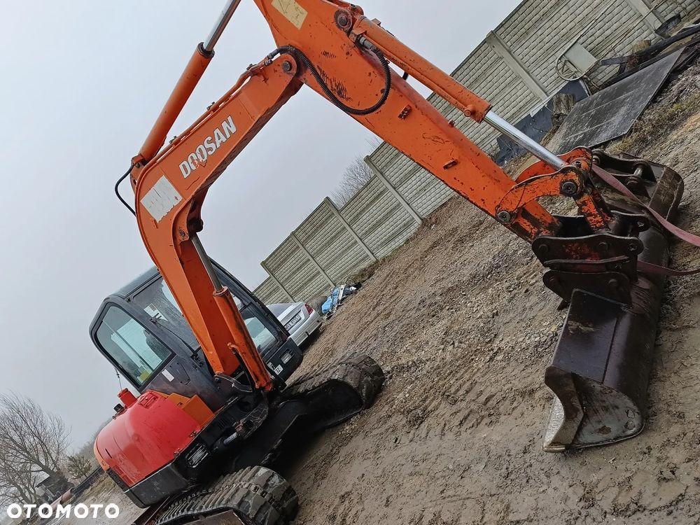 Doosan 55VPlus - 11