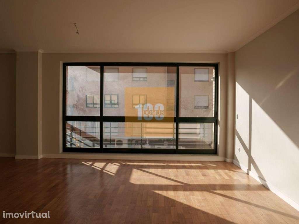 Apartamento T4 no Pinheiro Manso - Grande imagem: 2/32