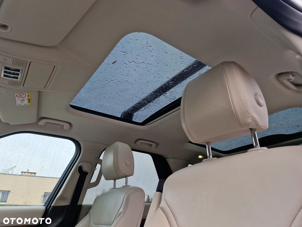 Land Rover Discovery V 3.0 SDV6 HSE - 10