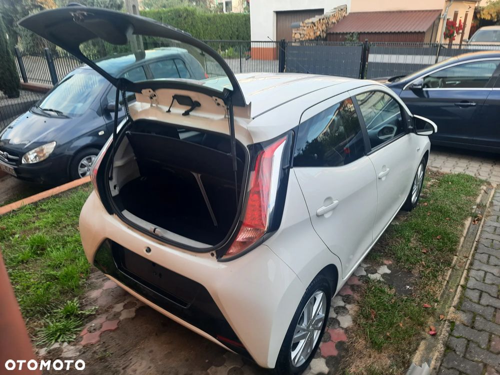 Toyota Aygo - 12