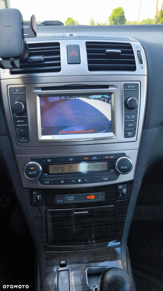 Toyota Avensis 1.8 Premium MS - 14