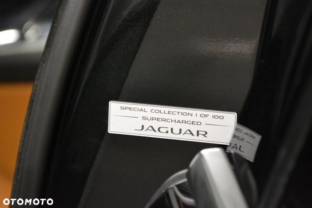 Jaguar XJ - 19