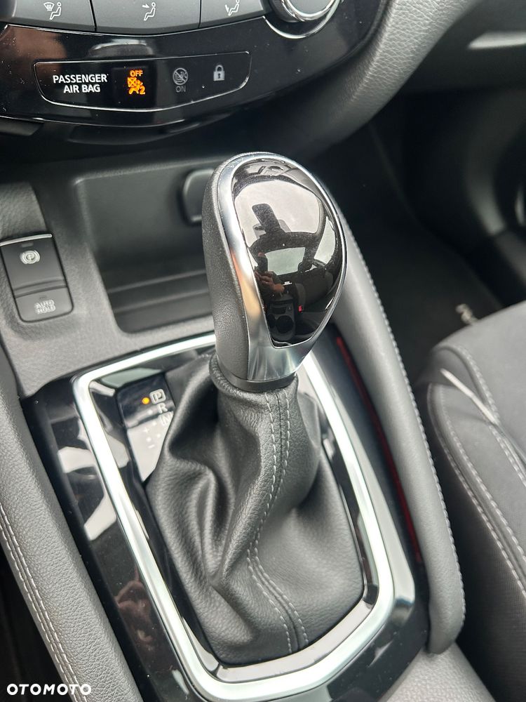 Nissan Qashqai 1.3 DIG-T N-Connecta DCT - 35