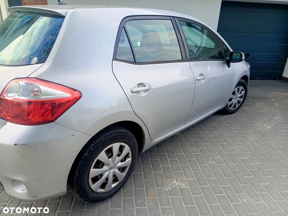 Toyota Auris - 3