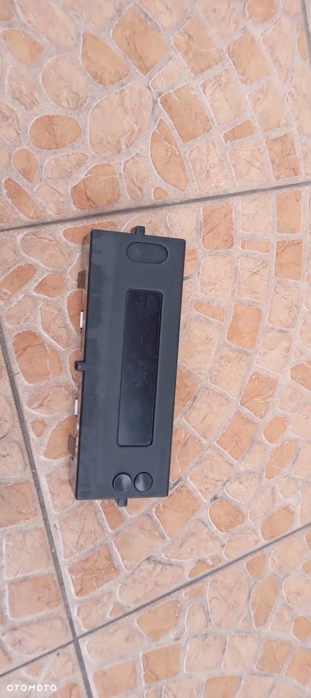 Laguna III wyświetlacz radia 280340027R - 1