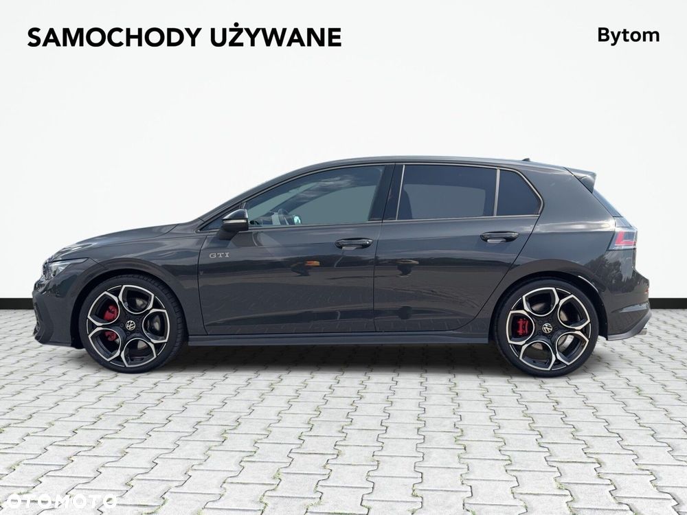 Volkswagen Golf - 9