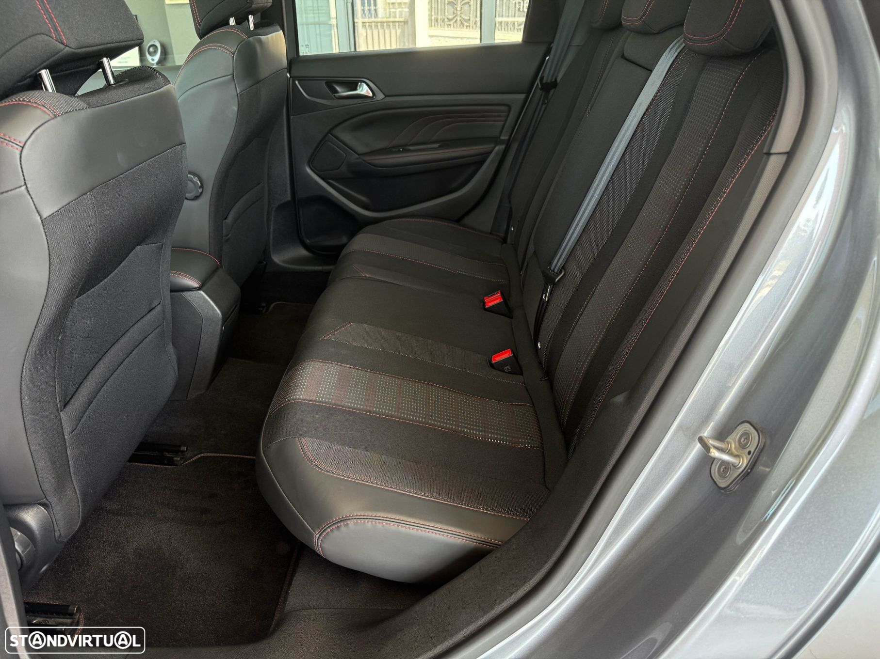 Peugeot 308 SW 1.6 BlueHDi GT Line - 21