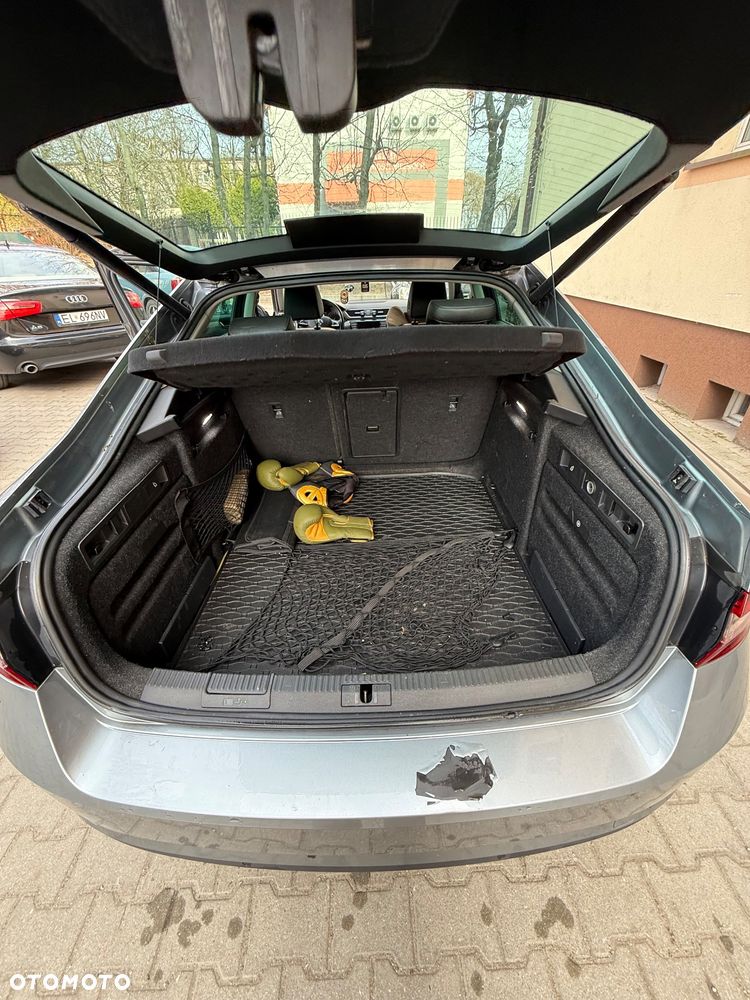 Skoda Superb 2.0 TDI Ambition DSG - 8