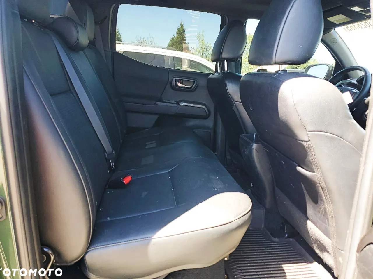 Toyota Tacoma - 10