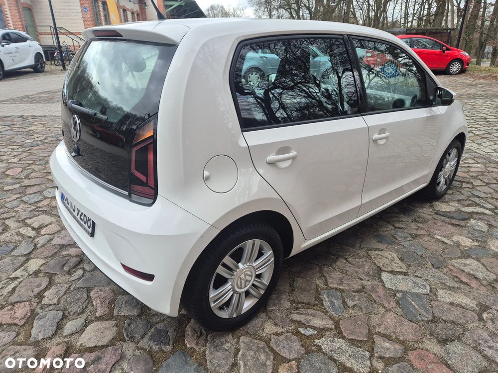 Volkswagen up! (BlueMotion Technology) move - 31