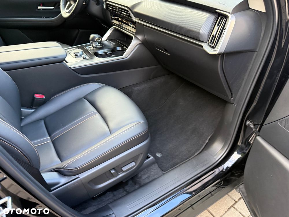 Mazda CX-90 - 34