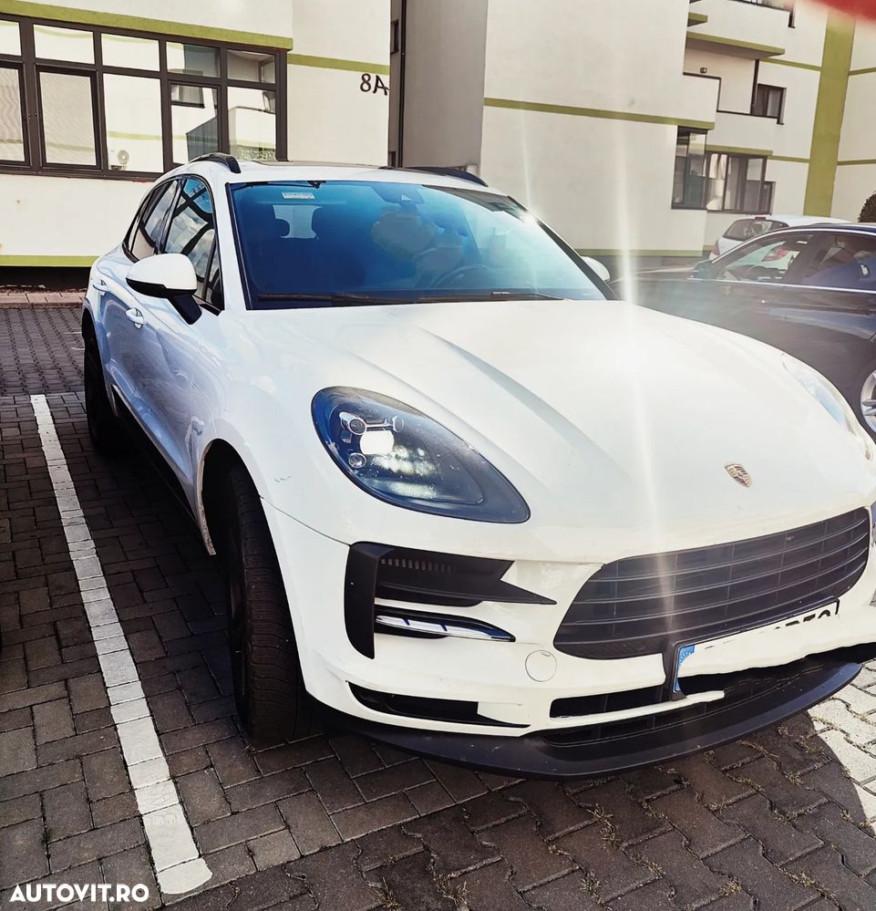 Porsche Macan S - 4