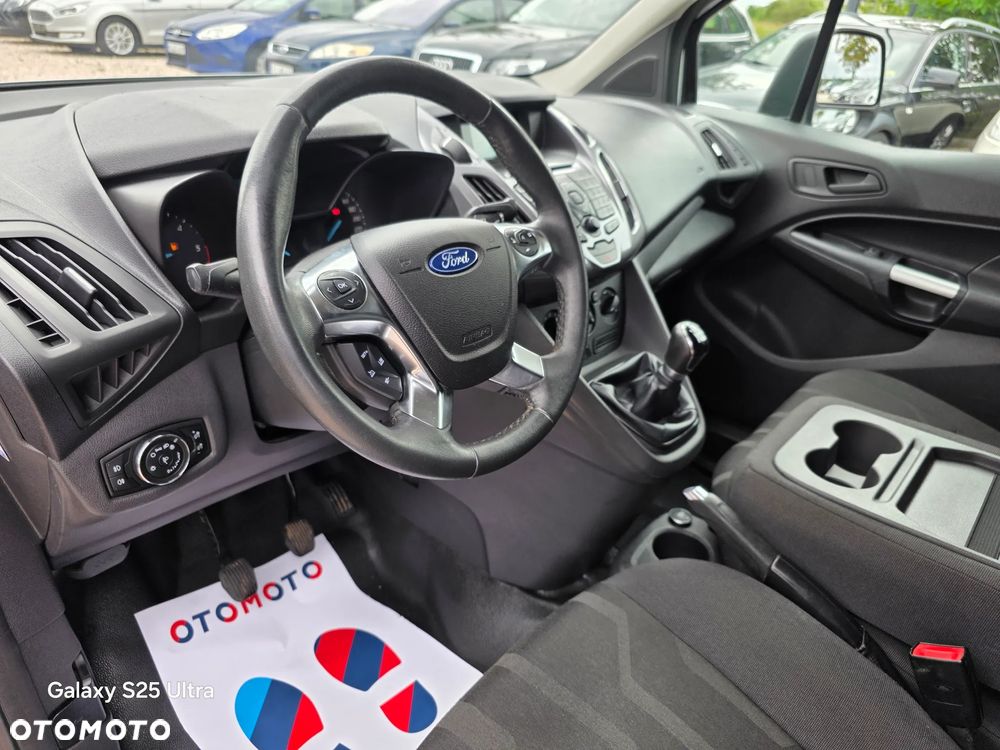 Ford Transit Connect - 30