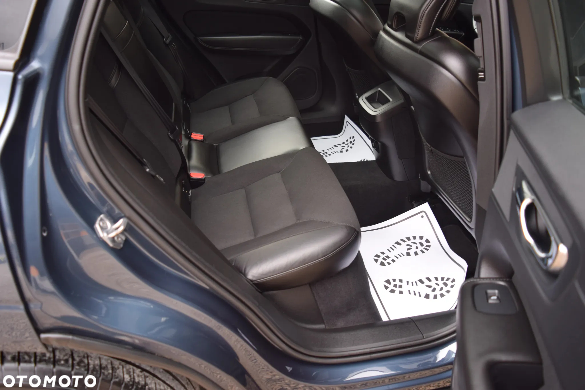 Volvo XC 60 D3 Momentum Pro - 34