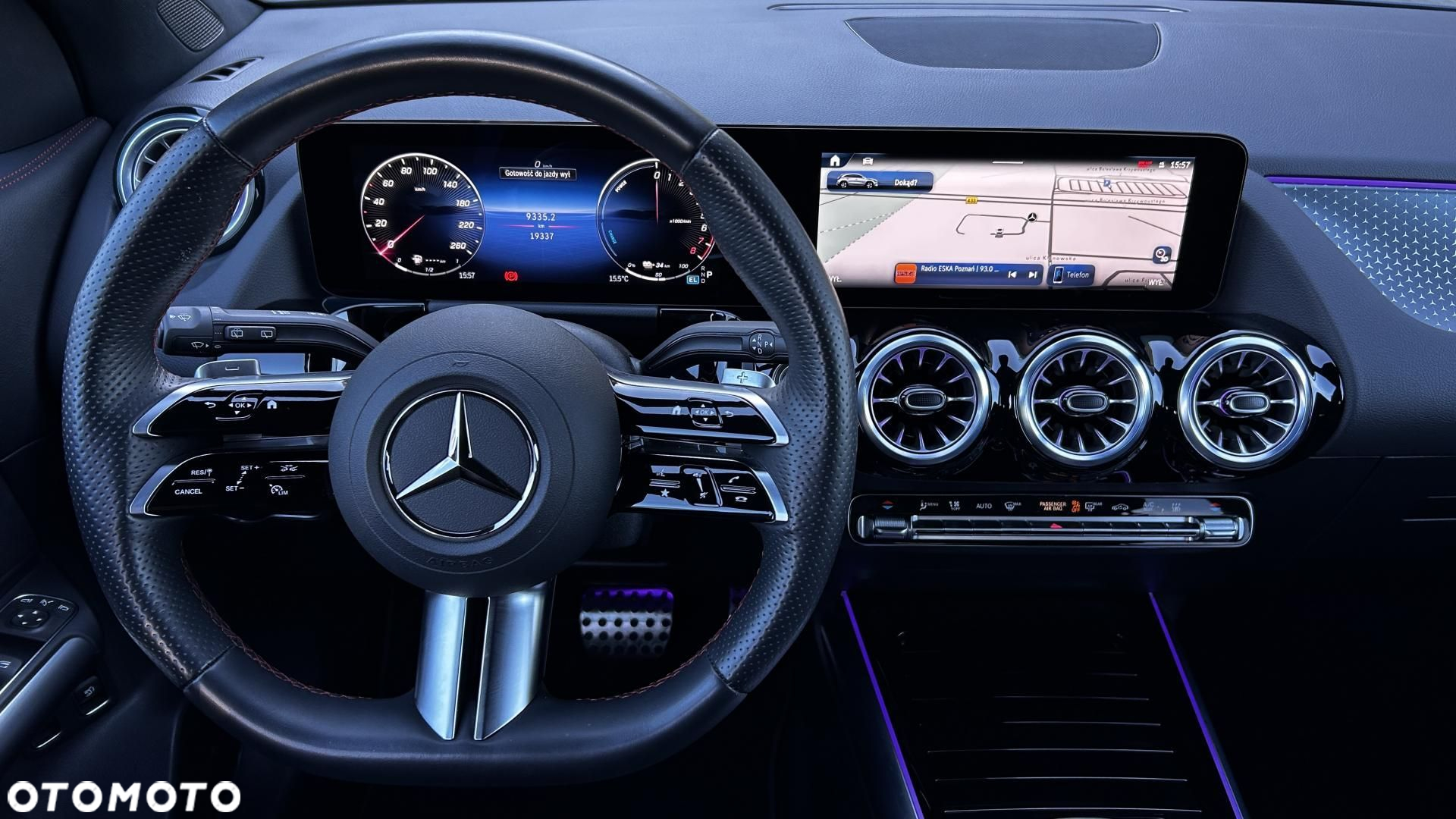 Mercedes-Benz GLA - 14