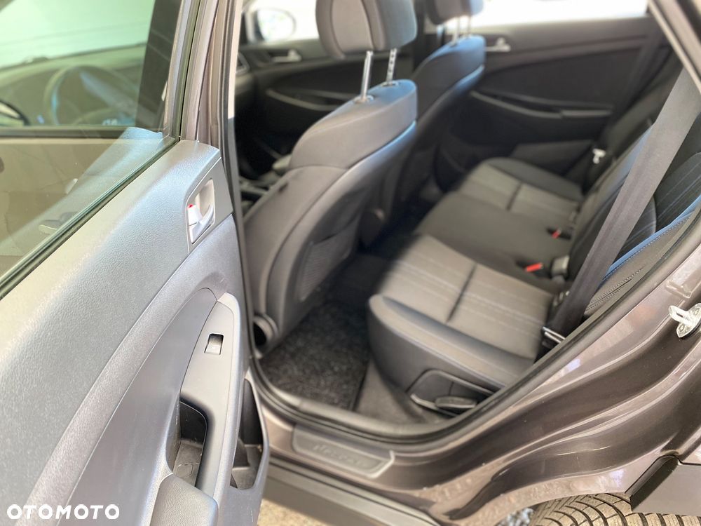 Hyundai Tucson blue 1.6 GDi 2WD Navi - 15