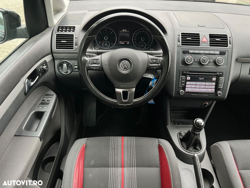 Volkswagen Touran 1.6 TDI DPF MATCH - 12