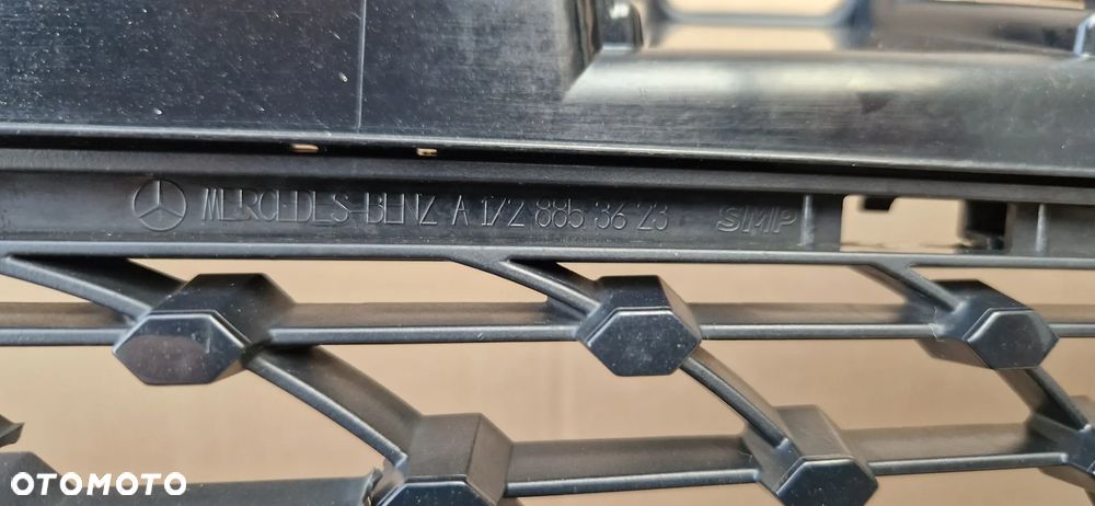 MERCEDES SLC R172 172 GRILL ATRAPA RAMA GRIL ŁADNA !! - 5