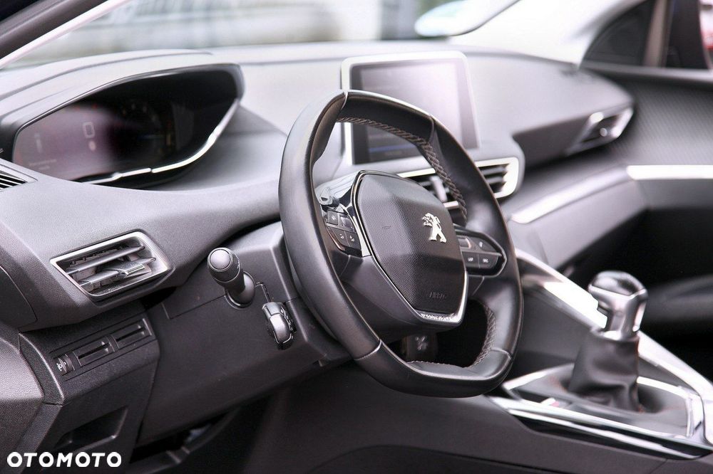 Peugeot 5008 - 15
