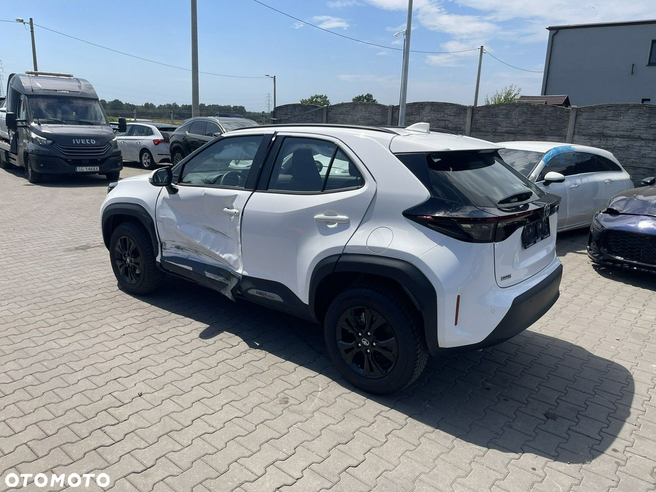 Toyota Yaris Cross Hybrid 1.5 Active - 4