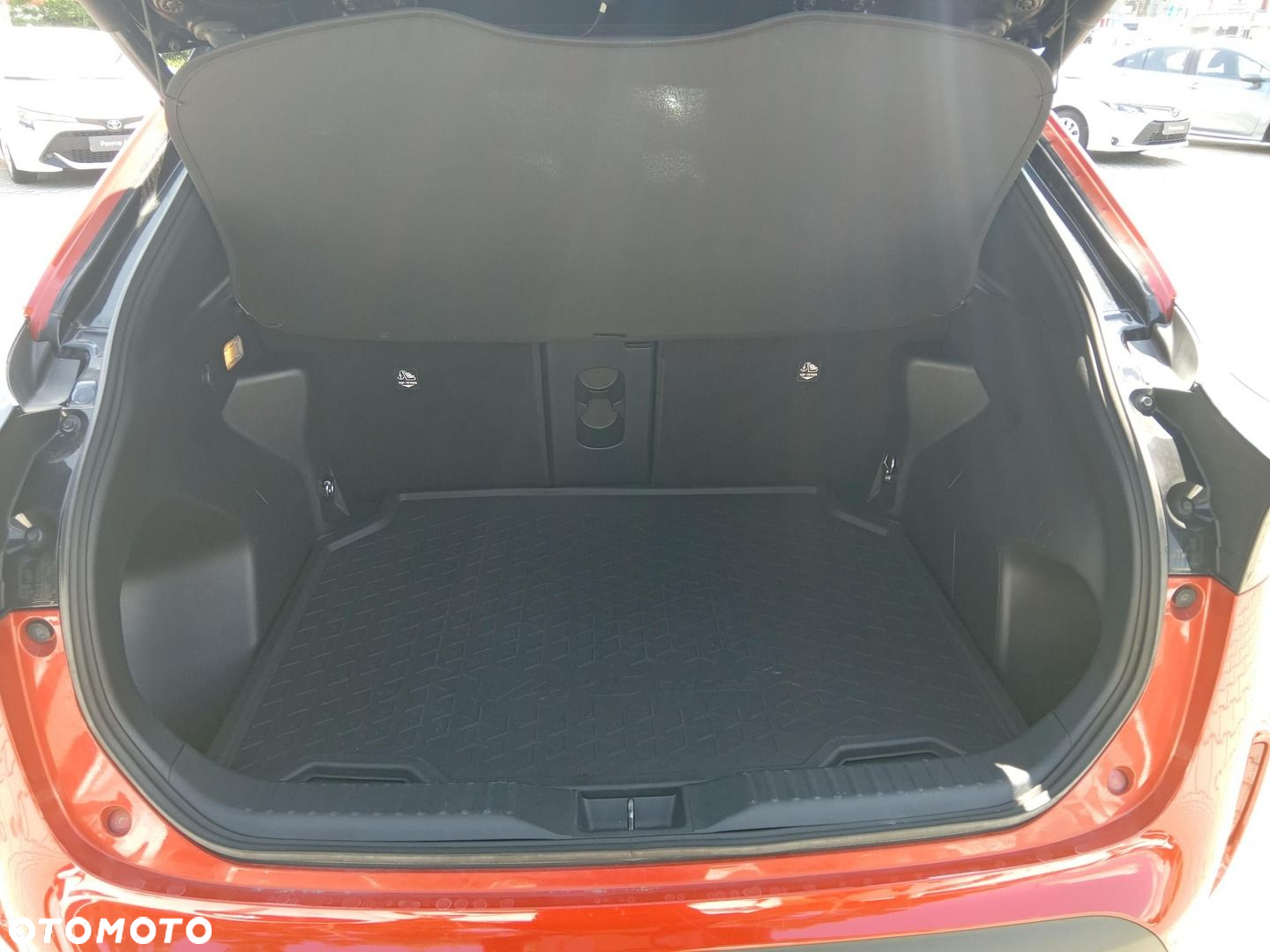 Toyota Yaris Cross - 18