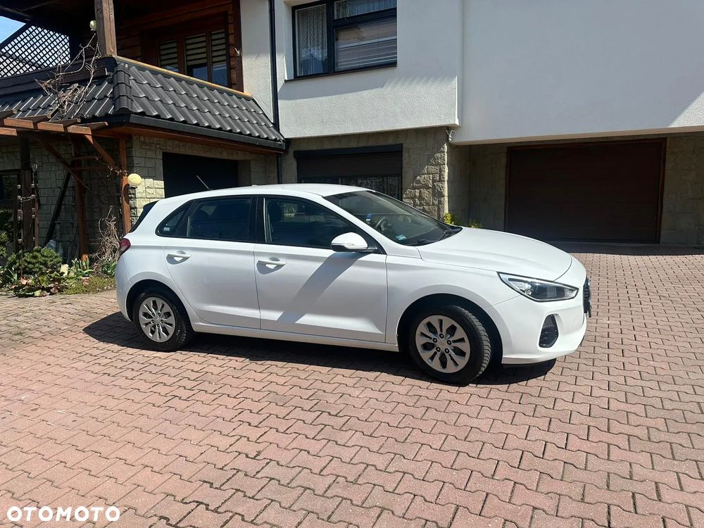 Hyundai i30 1.4 Classic + - 5