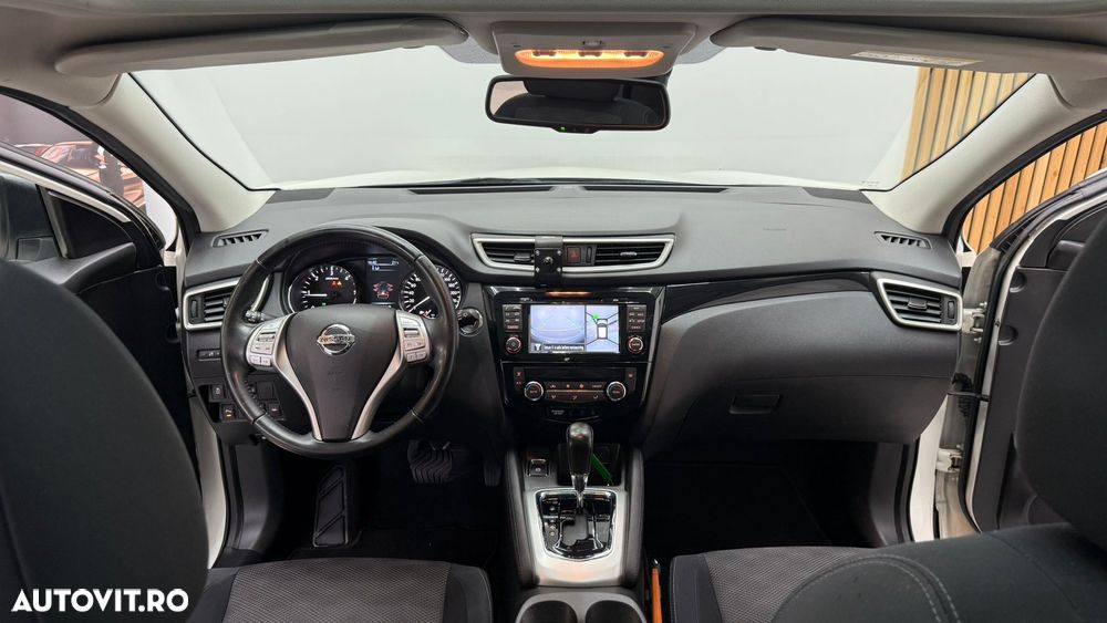 Nissan Qashqai 1.6 DCI Xtronic N-Connecta - 7
