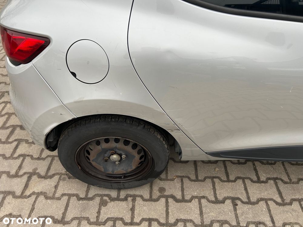 Renault Clio - 16