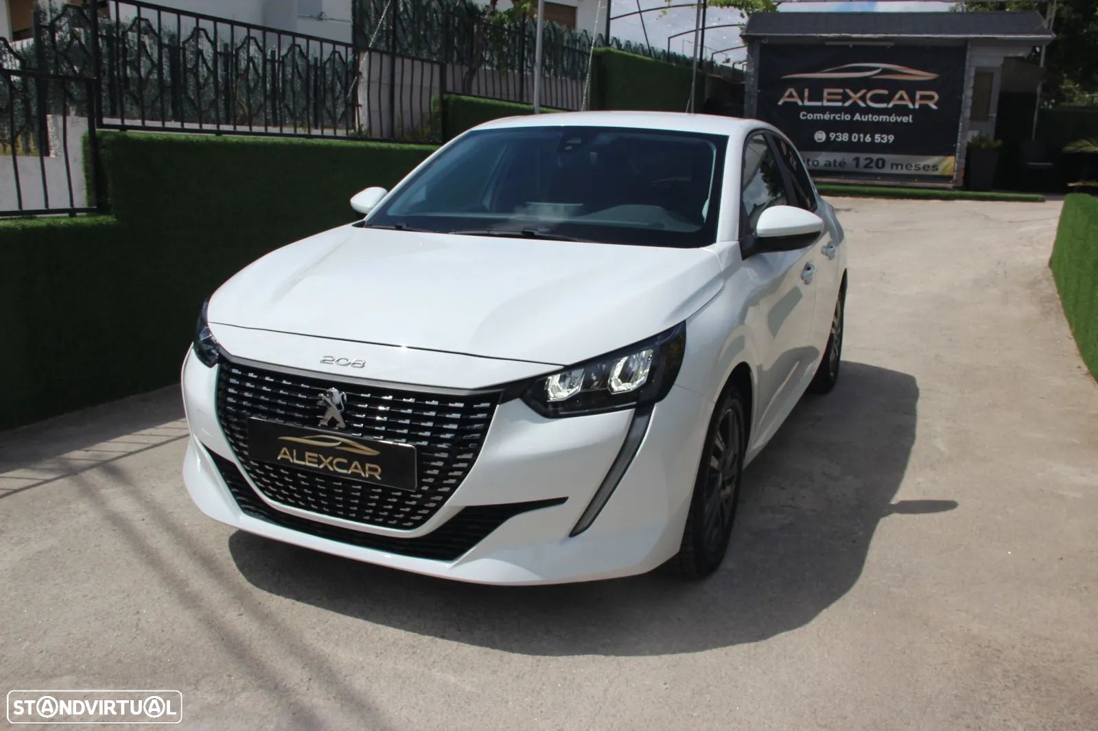 Peugeot 208 1.2 PureTech SE Style - 1