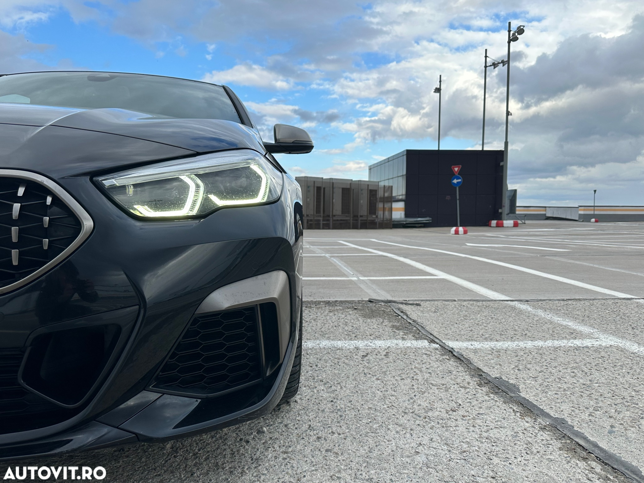 BMW M2 M235i xDrive - 14