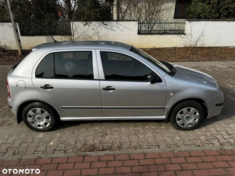 Skoda Fabia 1.2 HTP Classic + - 8