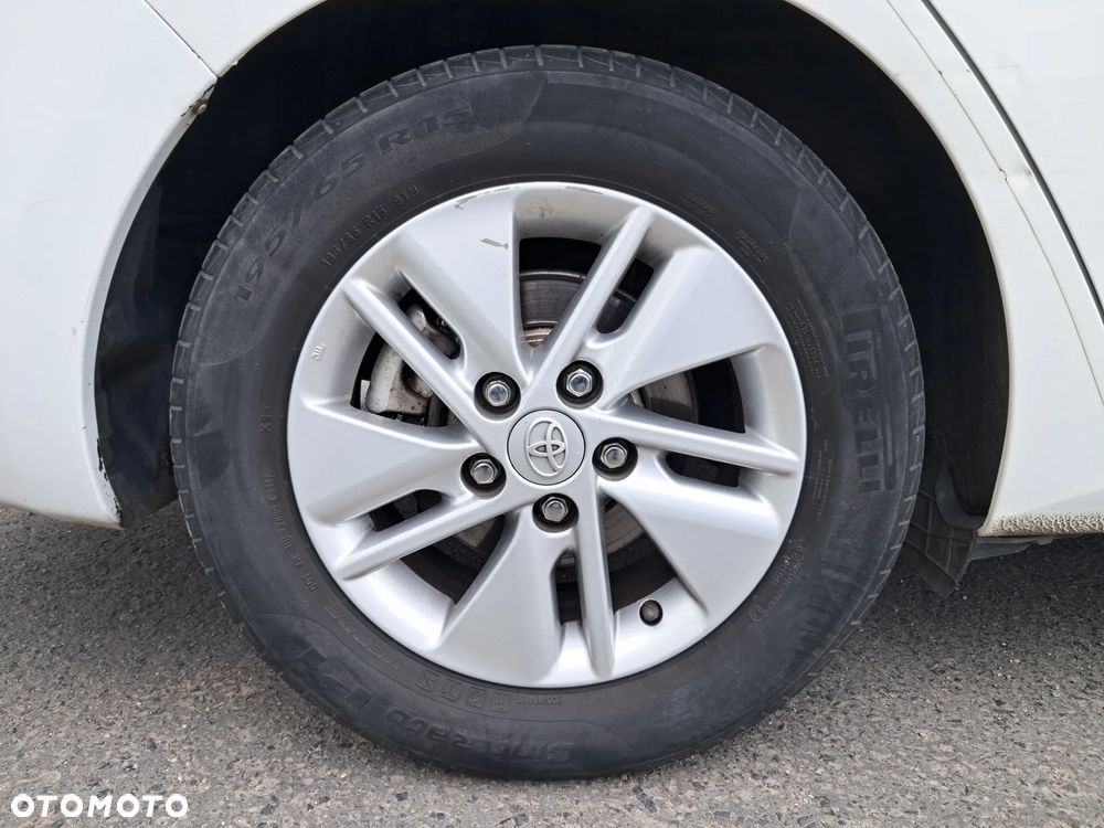 Toyota Auris - 24
