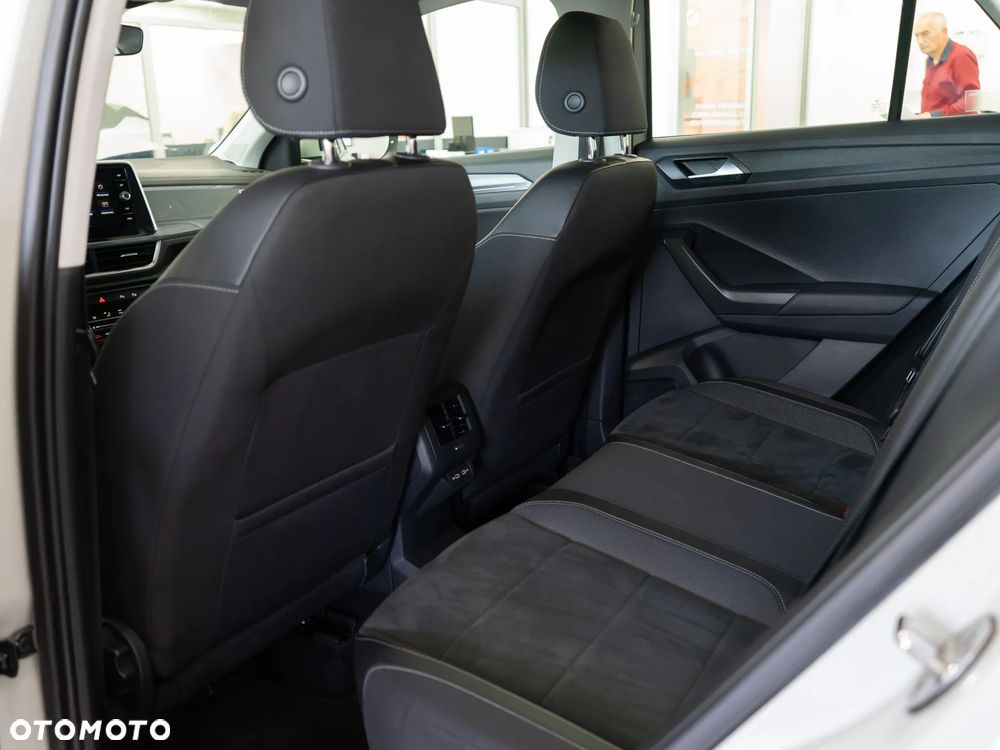 Volkswagen T-Roc 1.5 TSI Style DSG - 33